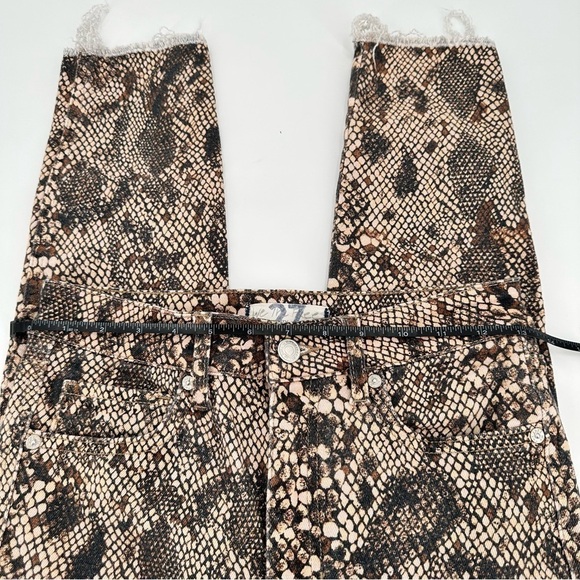 Free People We The Free Women’s High Rise Snakeskin Print Skinny Jeans Size 27 - Picture 11 of 15